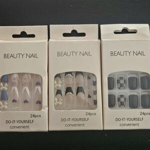 Press-On Nails Set - Black, Cream, Blue